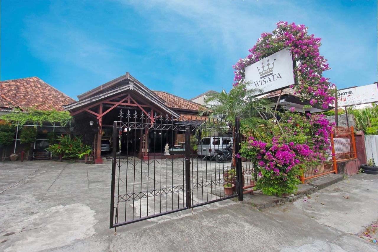 Oyo 91516 Wisata Hotel Матарам Екстер'єр фото