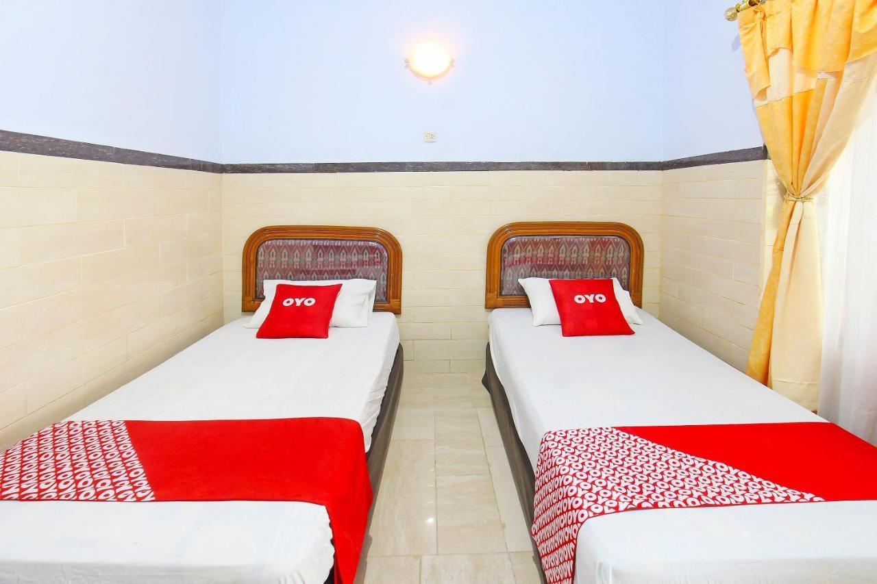 Oyo 91516 Wisata Hotel Матарам Екстер'єр фото